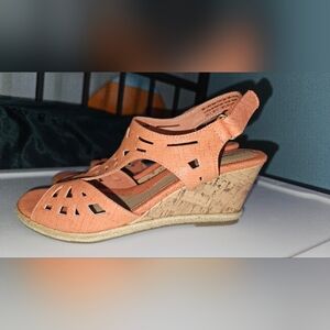 Stylish Orange Wedge Sandals Size 8